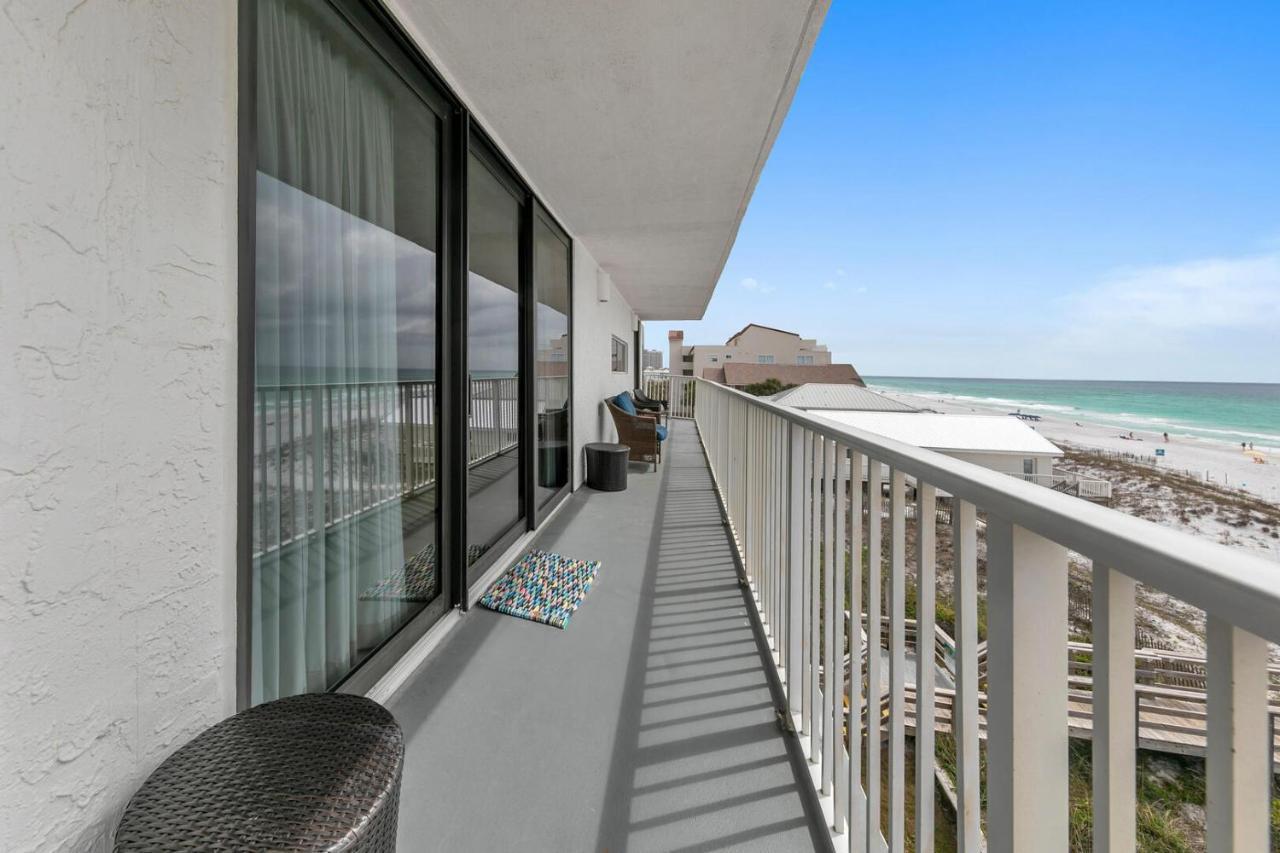 Mainsail 131 - Beachfront 2Br With Free Seasonal Beach Service Destin Eksteriør billede