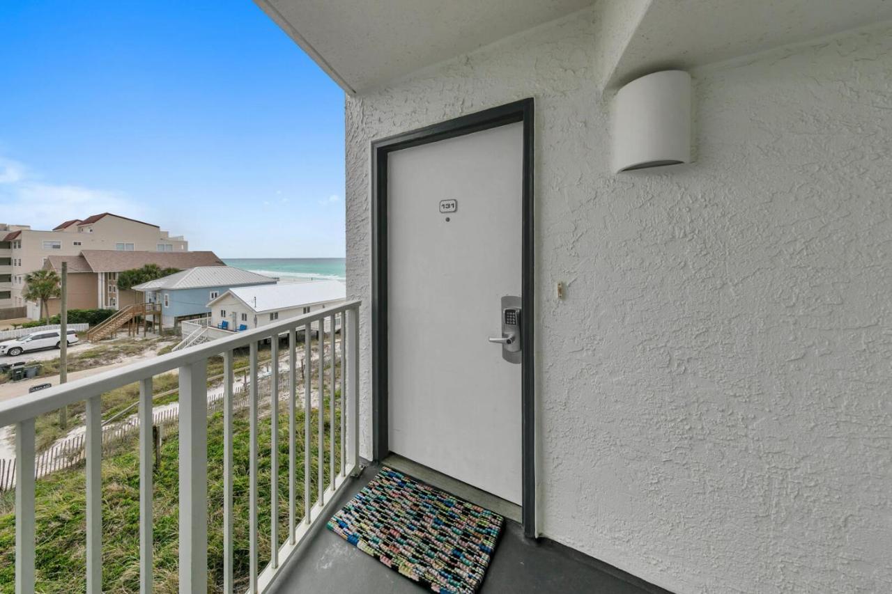 Mainsail 131 - Beachfront 2Br With Free Seasonal Beach Service Destin Eksteriør billede
