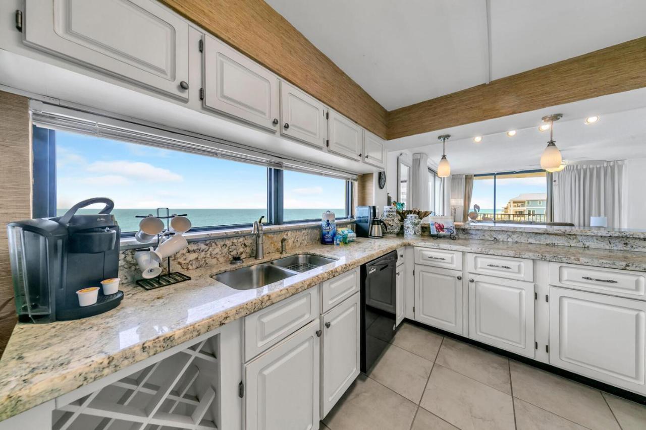Mainsail 131 - Beachfront 2Br With Free Seasonal Beach Service Destin Eksteriør billede